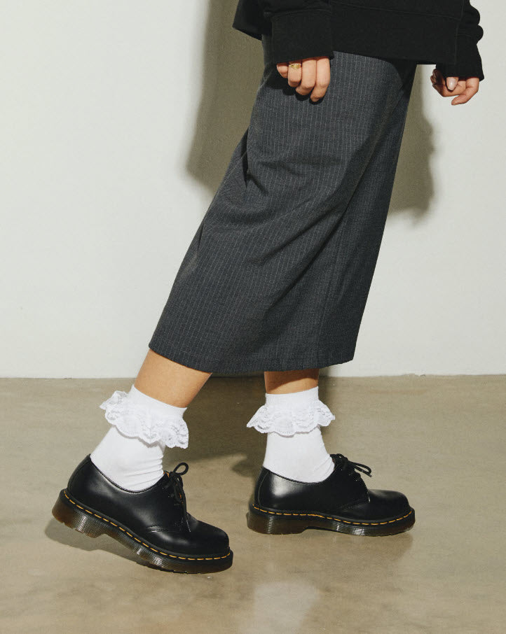 Dr Martens Frill Socks White