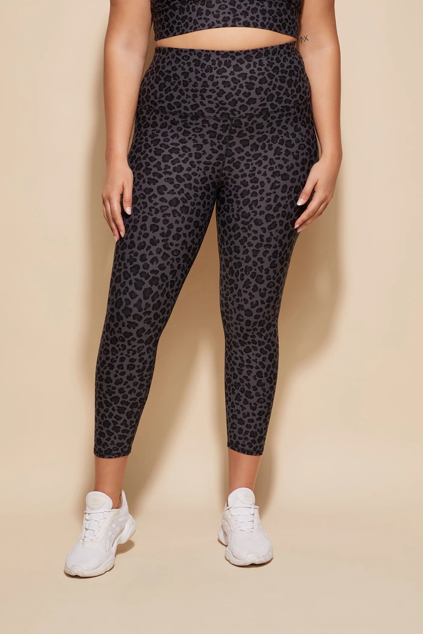 DK Active Utopia Print Leopard Smoke